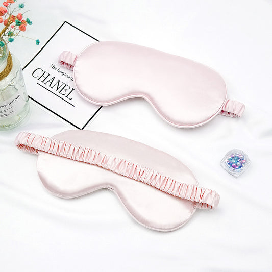 Masque de nuit effet soie rose clair