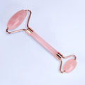Rouleau Visage en Quartz Rose Véritable — Lisse, Décongestionne, Illumine